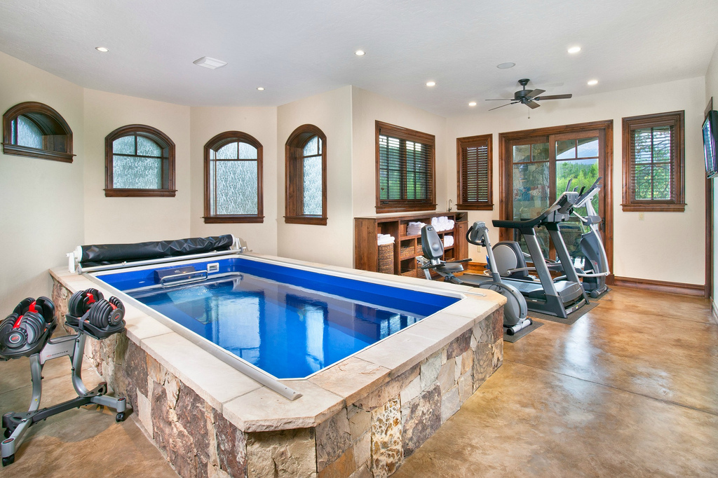 Performance Pools- Endless Pools- Pioneer Family Pools - Endless Pools