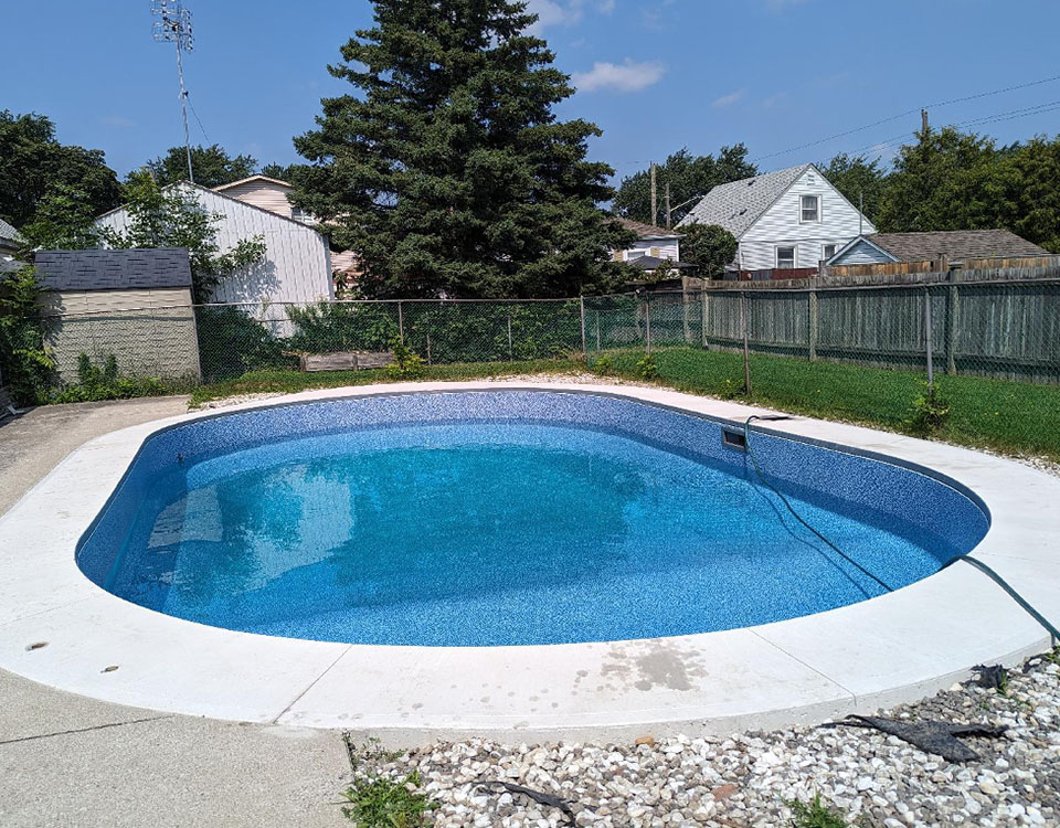 The Porters - Pioneer Family Pools